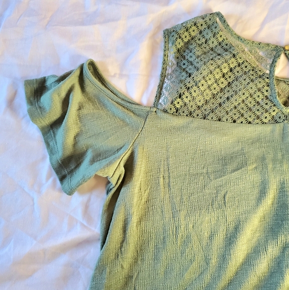 No Comment Plus, Open Shoulder, Light Green Shirt Size 1X - Picture 7 of 7